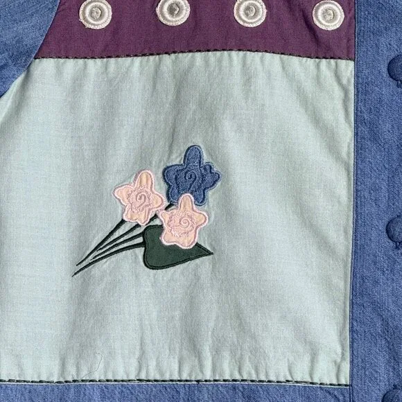 TWO TWENTY Top Womens M Blue Patchwork Short Sleeve Button Embroidered Floral - Picture 4 of 8